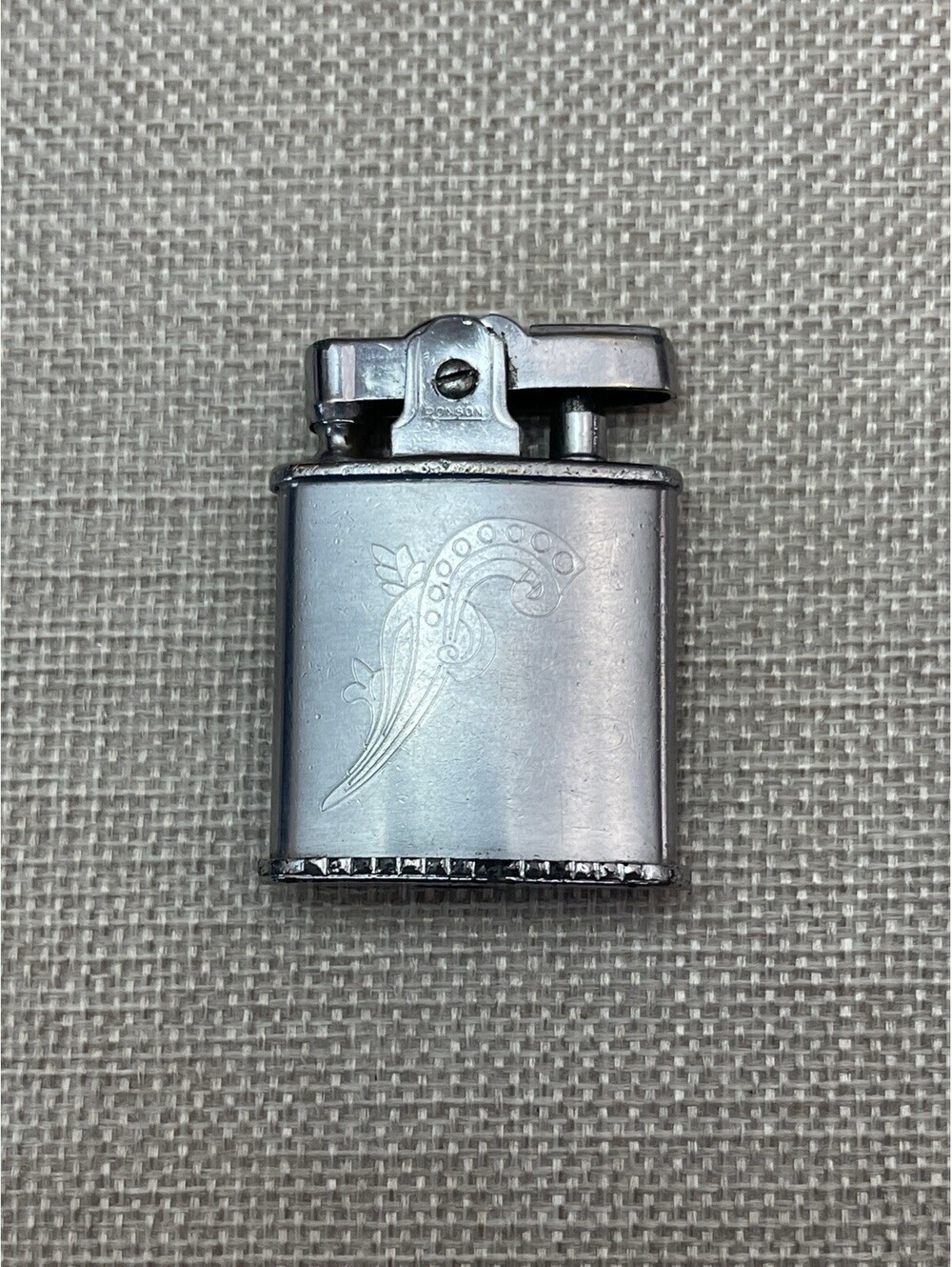 Vintage Ronson Princess Pull & Twist Base Pocket Lighter Untested